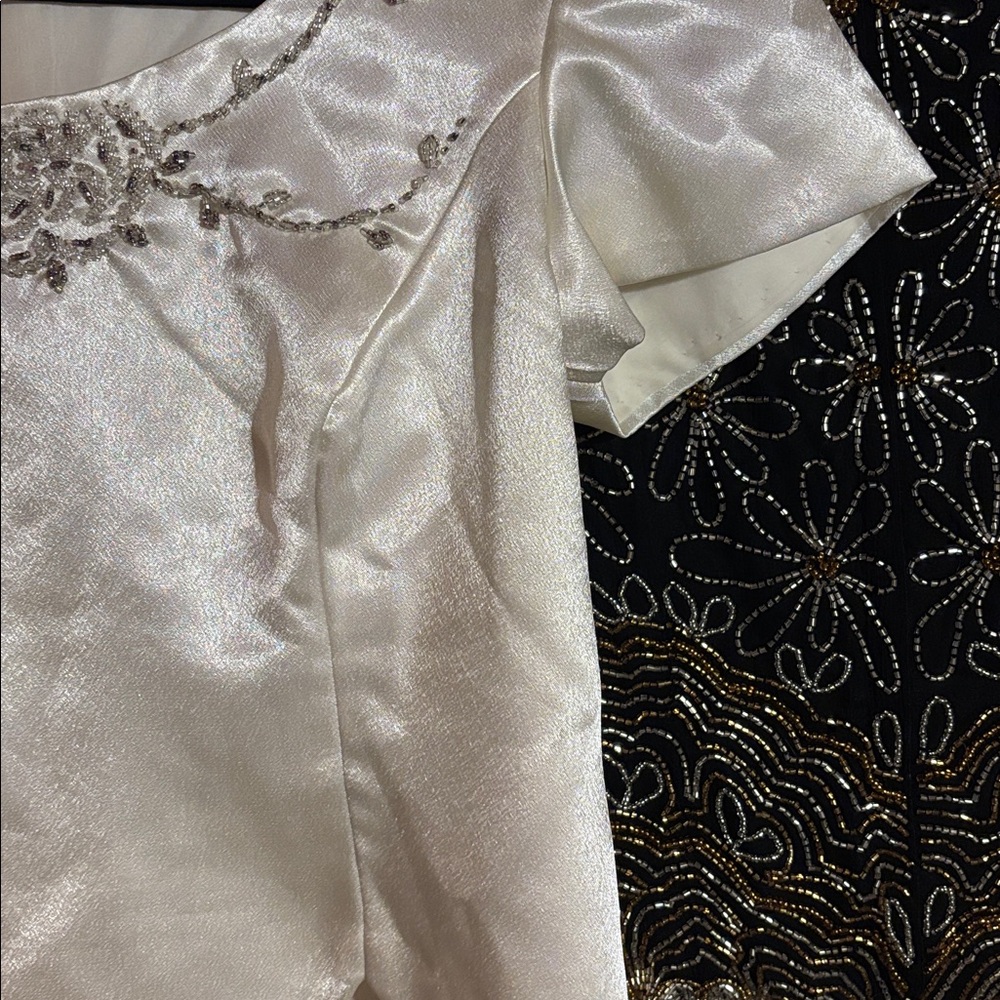 VINTAGE BEADED TOPS - Set of 2 - Picture 2 of 8